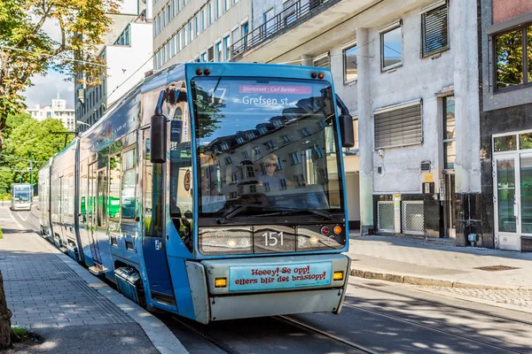Современный городской трамвай — стоковое фото