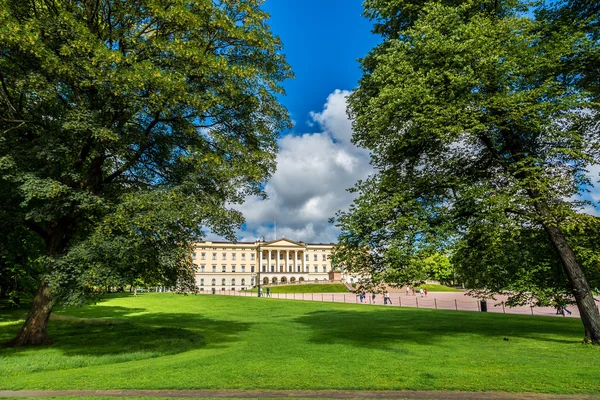 Königspalast in Oslo — Stockfoto