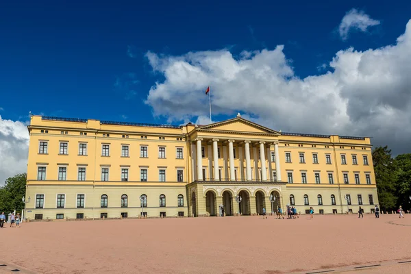 Oslo, Norveç Kraliyet Sarayı — Stok fotoğraf