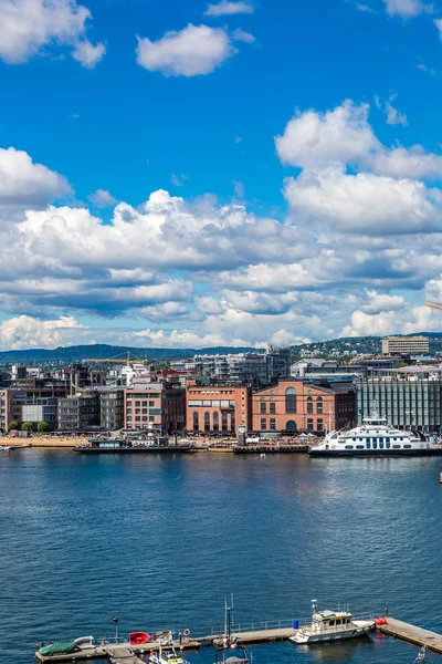 Skyline y puerto de Oslo — Foto de Stock