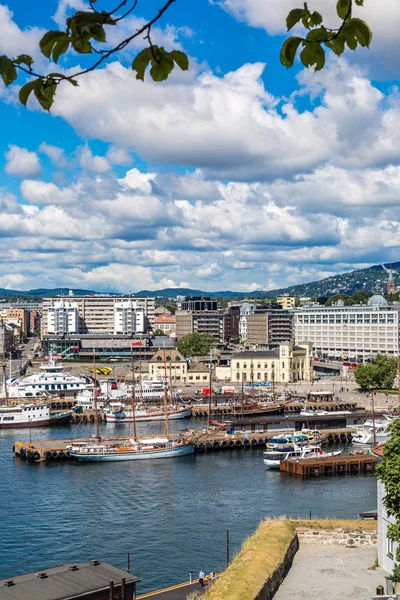 Skyline van Oslo en haven — Stockfoto