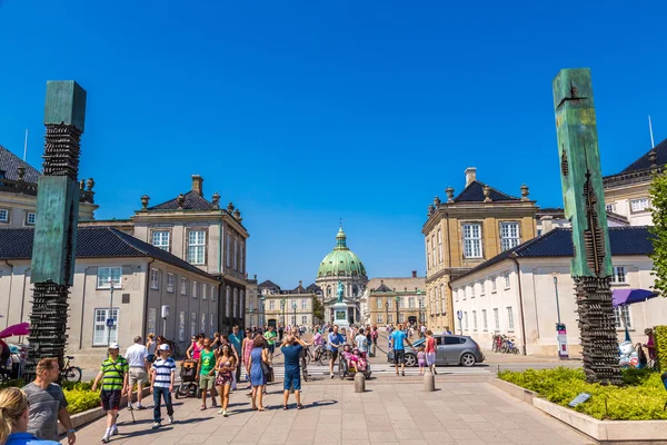 Castle  with statue of Frederick V — Stock Photo, Image