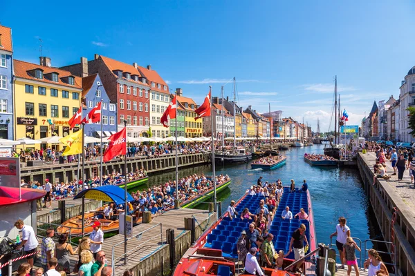 Famoso distrito de Nyhavn — Fotografia de Stock