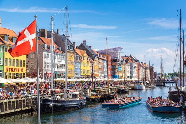 Famoso distretto di Nyhavn — Foto Stock