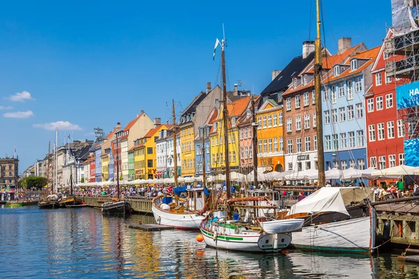 Ünlü Nyhavn bölgesi — Stok fotoğraf