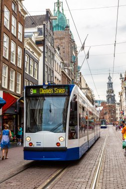 Amsterdam'ın modern tramvay