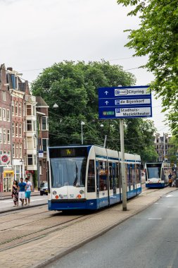 Amsterdam'ın modern tramvay
