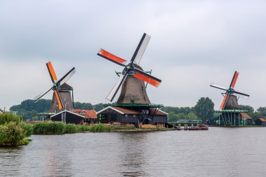 Hollanda'da Rüzgar değirmenleri