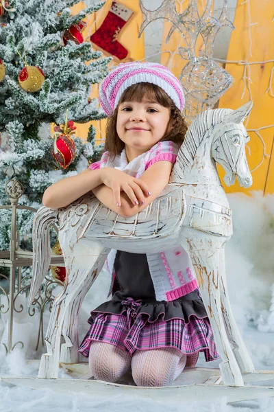 Menina pequena feliz — Fotografia de Stock