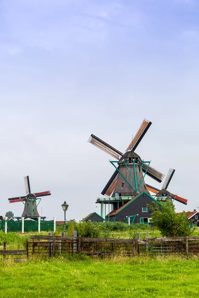 Wind mills in Holland — Stock Photo, Image