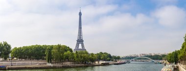 Seine ve Eyfel Kulesi