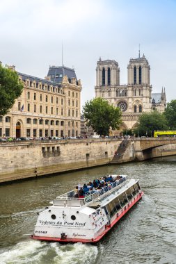 Seine ve Notre Dame