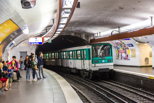 Estação de Metro de Paris — Fotografia de Stock