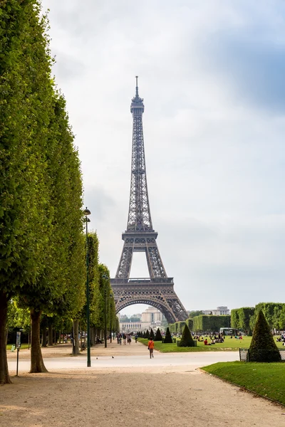 Eiffeltoren in Parijs — Stockfoto