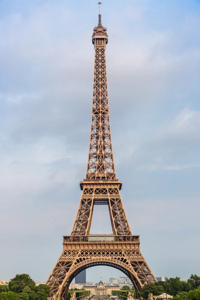 Eiffel tower in Paris — Stock Photo, Image