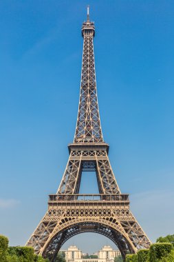 Paris 'teki Eyfel Kulesi
