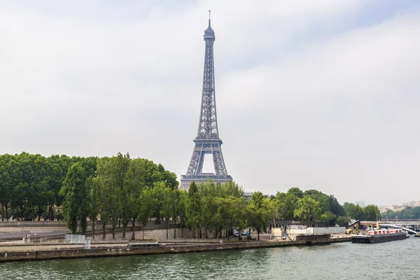 Seine ve Eyfel Kulesi