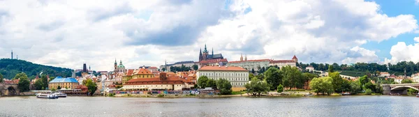 Stadsbilden i Prag. — Stockfoto