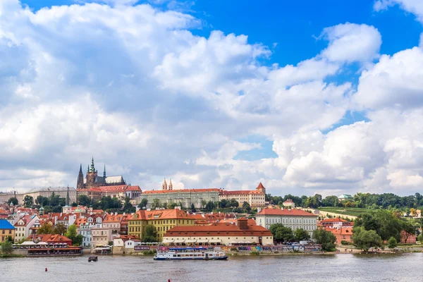 Panoramic view of Prague — Stock Photo, Image