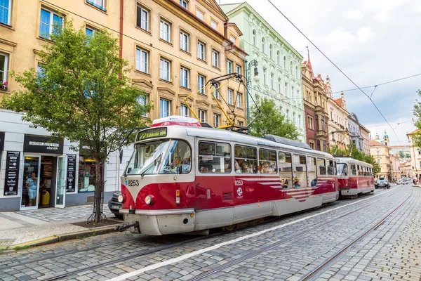 Pražská červená Tramvaj detail, Česká republika — Stock fotografie