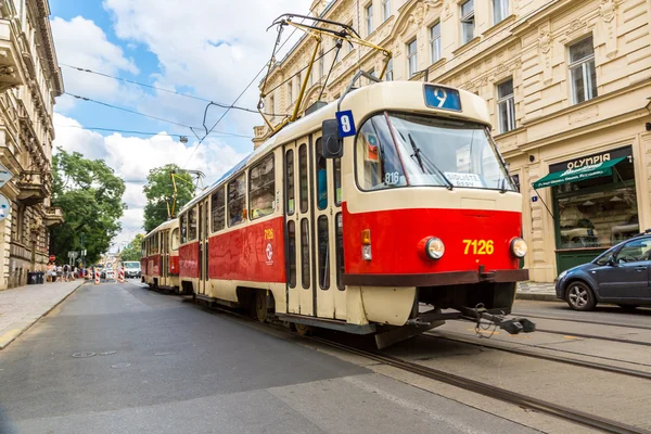 Praga detalle del tranvía rojo, República Checa — Foto de Stock