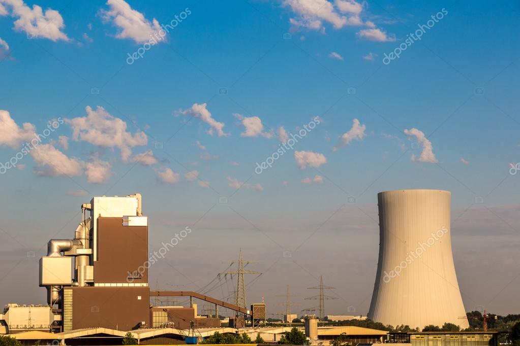 原子力発電所ストック写真や ロイヤリティーフリー画像