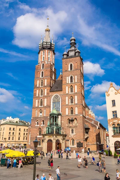 Iglesia de Santa María en Cracovia — Foto de Stock