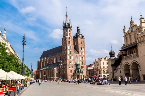 St. Mary Kilisesi Krakow 'da. — Stok fotoğraf