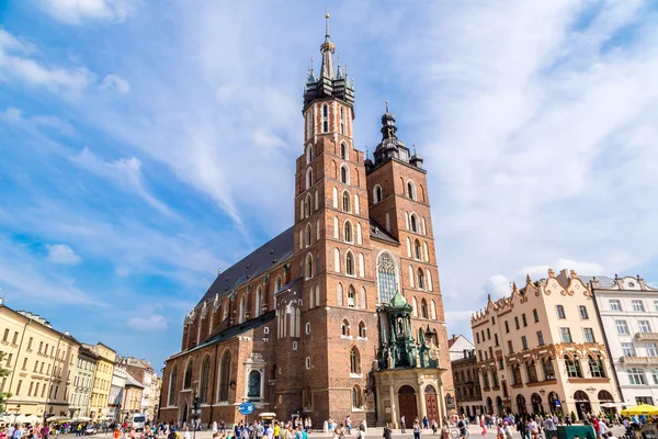 St. Mary Kilisesi Krakow 'da. — Stok fotoğraf