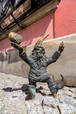 Heykel GNOME Wroclaw,