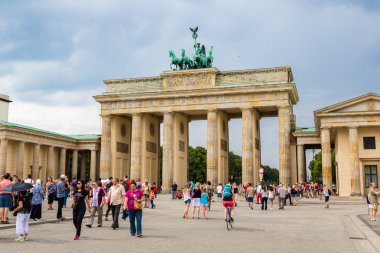 Berlin 'de Brandenburg kapısı