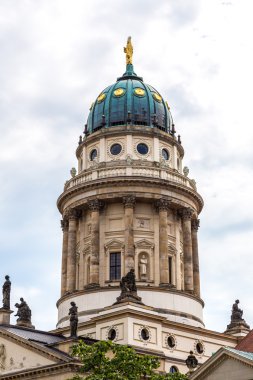 Berlin 'deki Fransız Katedrali