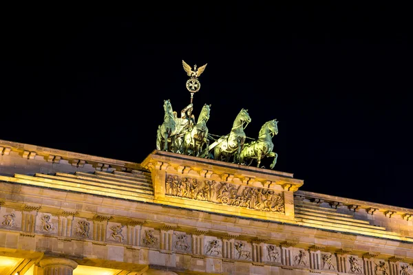 Brandenburger Tor bei Nacht — Stockfoto