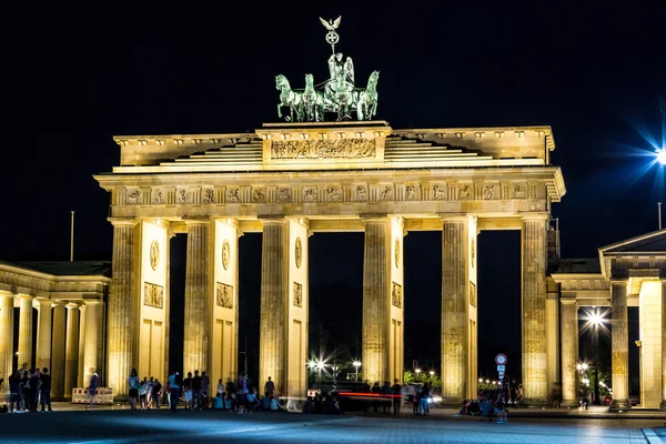 Porta di Brandeburgo di notte — Foto Stock