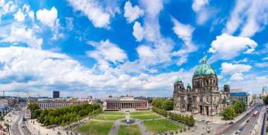 Berlin Cathedral görünümünü