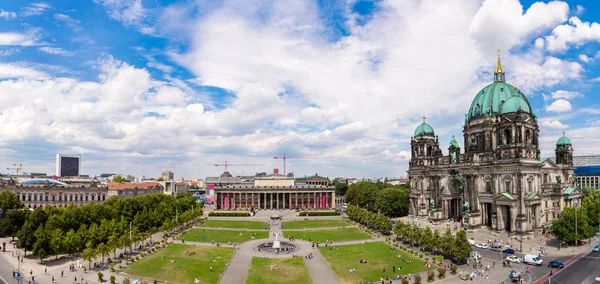 Berlin Cathedral görünümünü — Stok fotoğraf