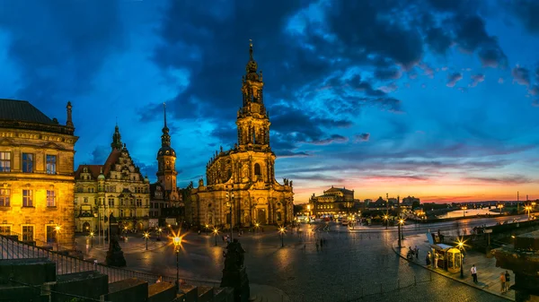 Vista sul tramonto di Dresda . — Foto Stock