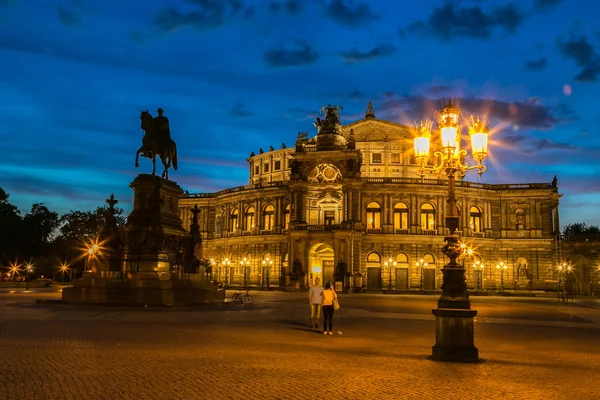 Dresden 'de Semper Opera — Stok fotoğraf