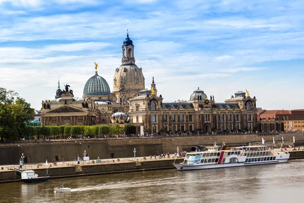 Panorama op Dresden — Stockfoto