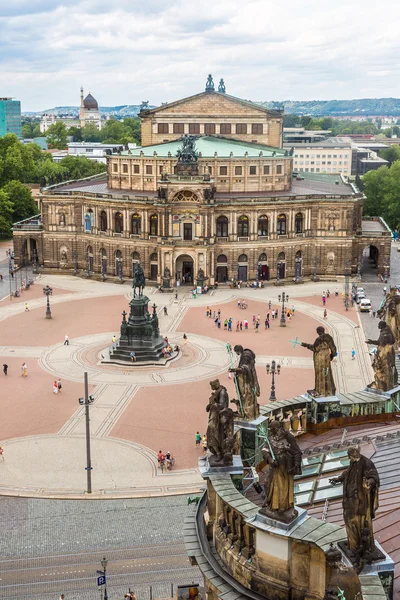 Semper Opera House em Dresden — Fotografia de Stock