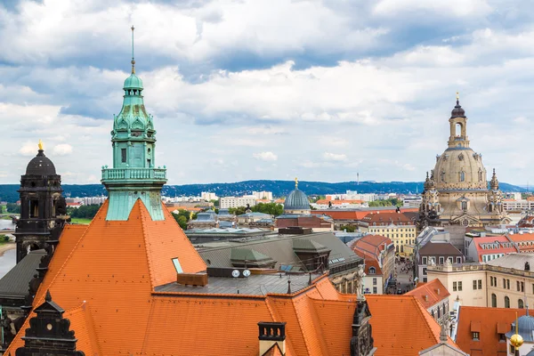 Dresden en Frauenkirche kerk — Stockfoto