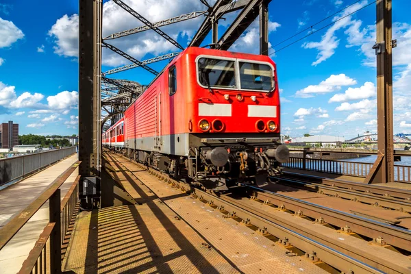 Elektrická lokomotiva ve Frankfurtu — Stock fotografie