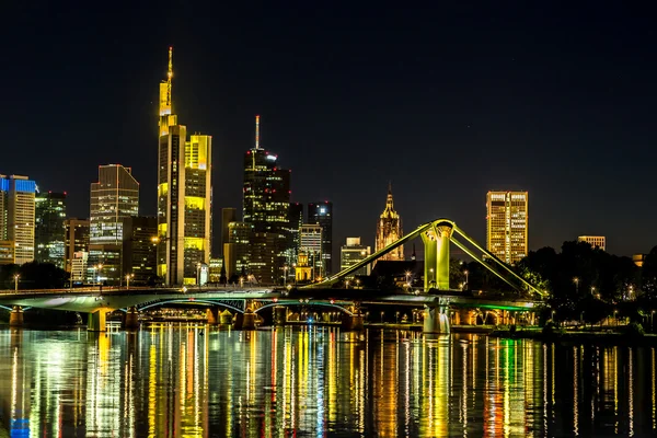 Frankfurt am Main under solnedgången — Stockfoto