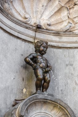 Manneken pis heykeli Brüksel