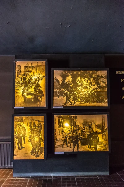 Auschwitz toplama kampı.