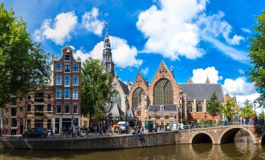 amsterdam'ın eski kilisede