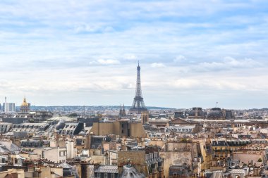 Paris 'teki Eyfel Kulesi