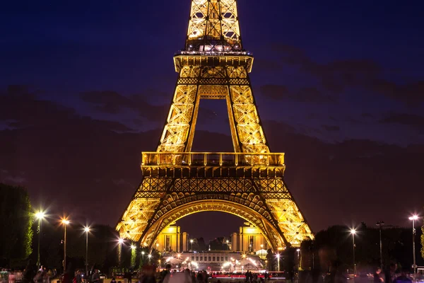 Torre Eiffel di notte — Foto Stock