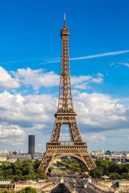 Paris 'teki Eyfel Kulesi