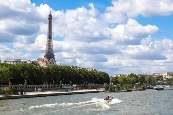 Sena y Torre Eiffel —  Fotos de Stock